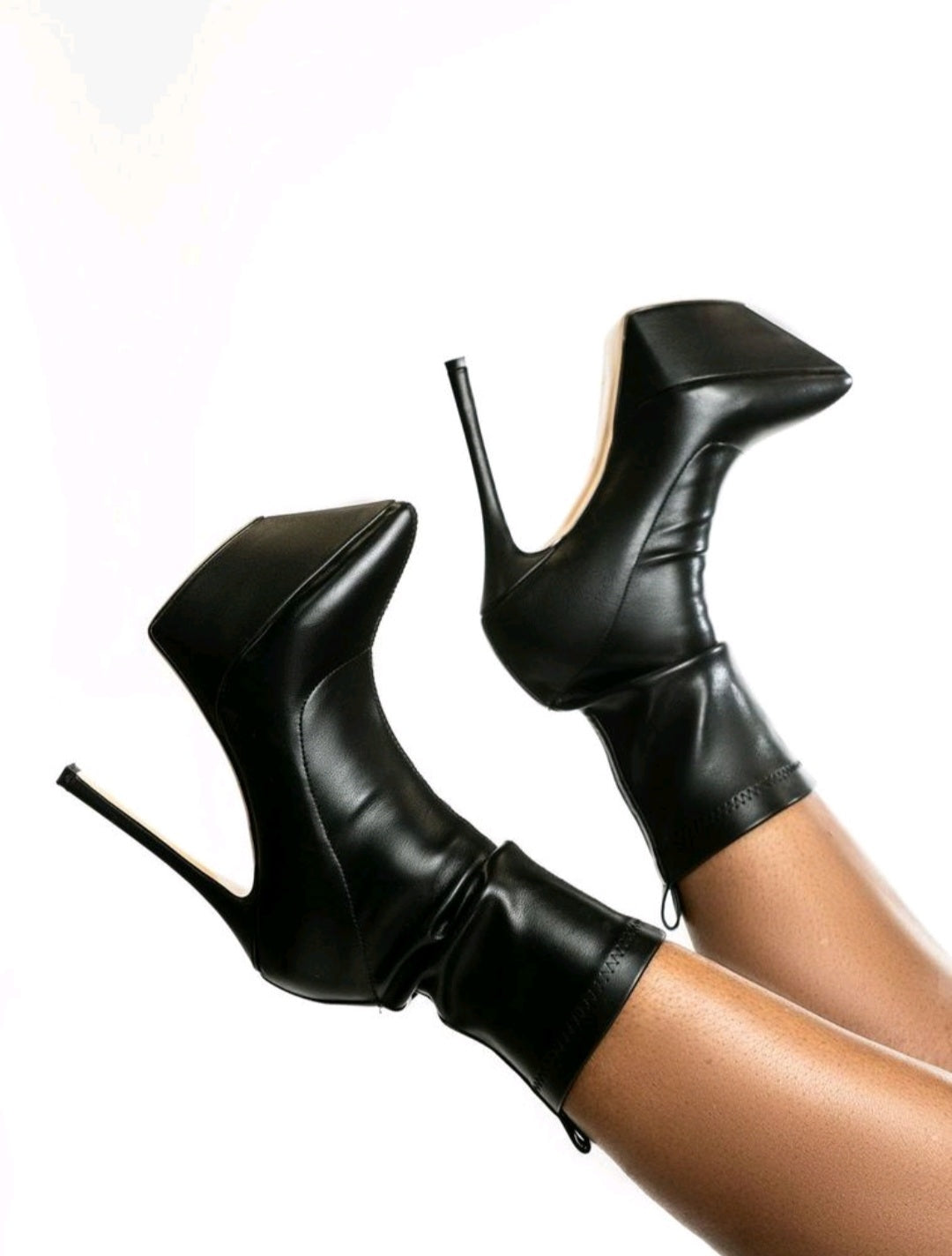 Black Glamorous Points Boots